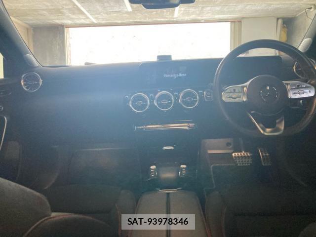 Mercedes Benz A-CLASS 2023-03 8230744-13