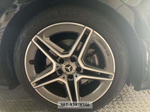 Mercedes Benz A-CLASS 2023-03 8230744-6