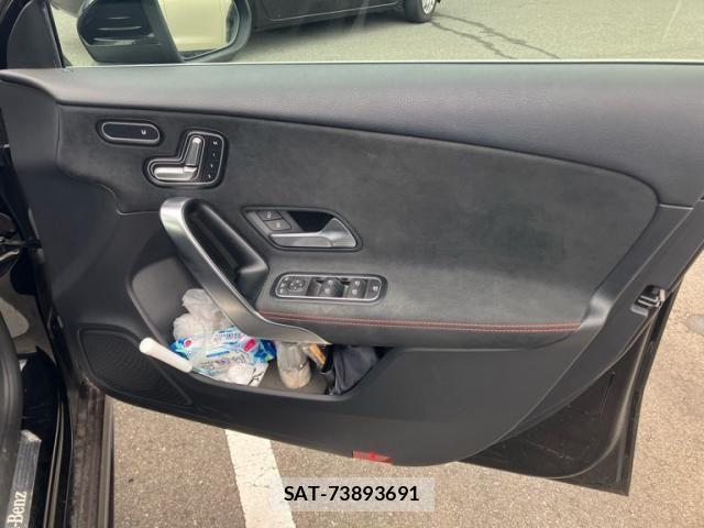 Mercedes Benz A-CLASS 2020-03 8230745-14