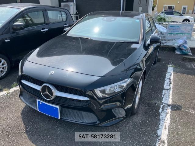 Mercedes Benz A-CLASS 2019-01 8230746-1