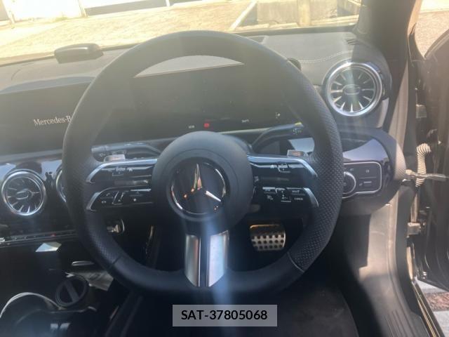 Mercedes Benz A-CLASS 2025-09 8230743-10