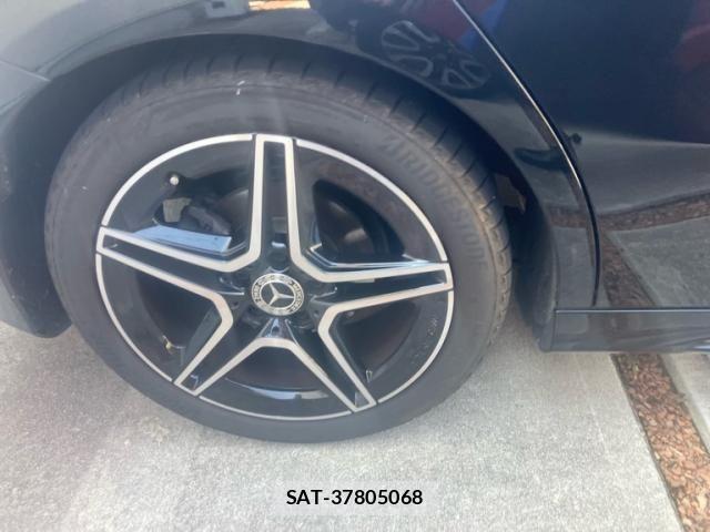 Mercedes Benz A-CLASS 2025-09 8230743-8