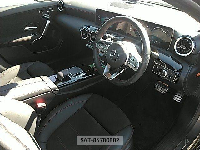 Mercedes Benz A-CLASS 2019-10 8245843-1