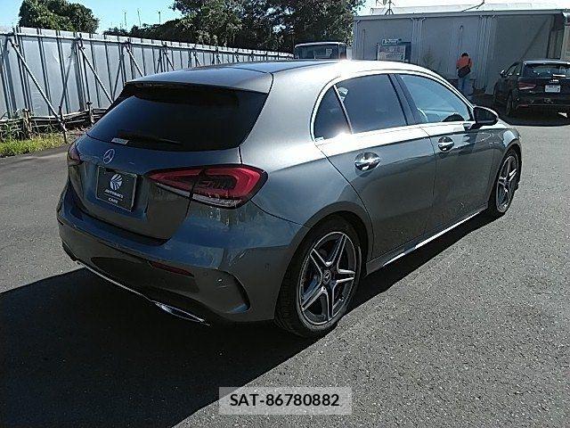 Mercedes Benz A-CLASS 2019-10 8245843-2
