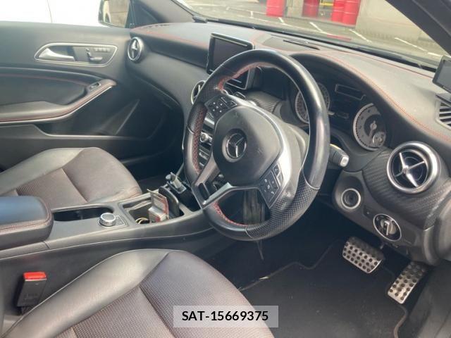 Mercedes Benz A-CLASS 2014-03 8245847-11