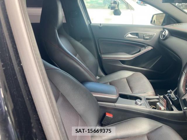 Mercedes Benz A-CLASS 2014-03 8245847-12