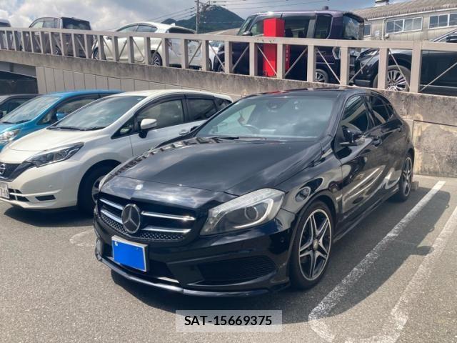 Mercedes Benz A-CLASS 2014-03 8245847-1