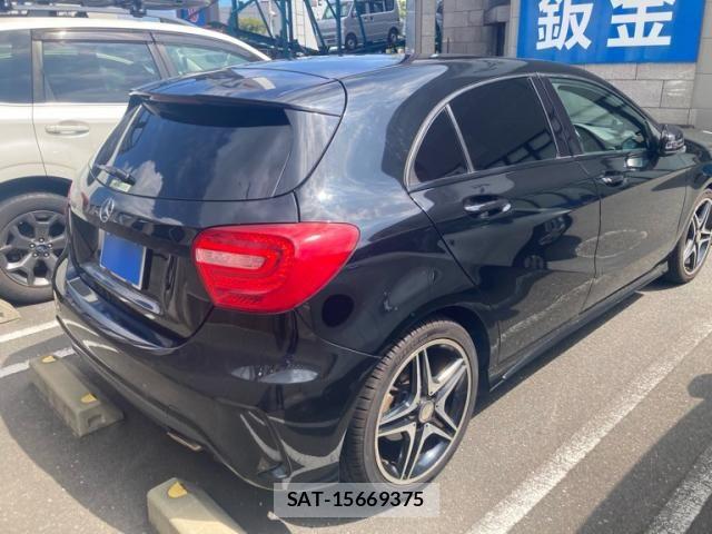 Mercedes Benz A-CLASS 2014-03 8245847-2