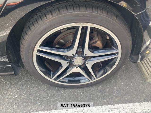 Mercedes Benz A-CLASS 2014-03 8245847-6