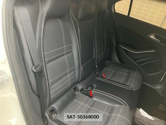 Mercedes Benz A-CLASS 2014-07 8245846-11