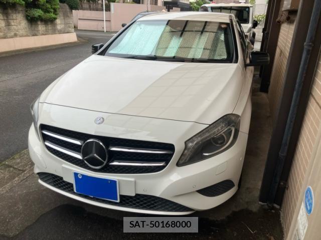 Mercedes Benz A-CLASS 2014-07 8245846-3