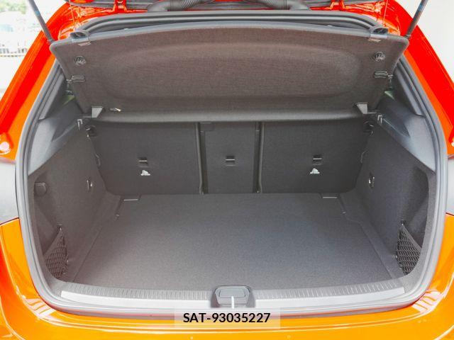Mercedes Benz A-CLASS 2019-04 8315343-10