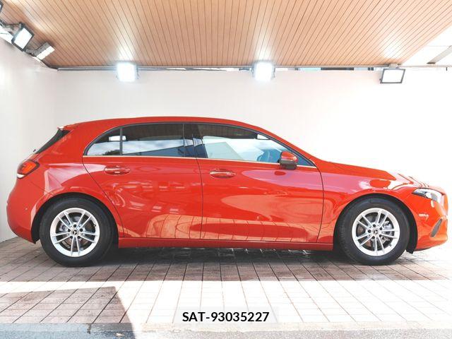 Mercedes Benz A-CLASS 2019-04 8315343-26