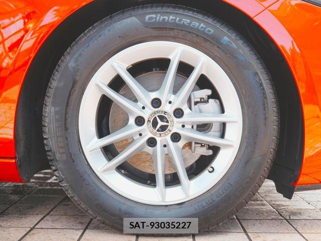 Mercedes Benz A-CLASS 2019-04 8315343-27