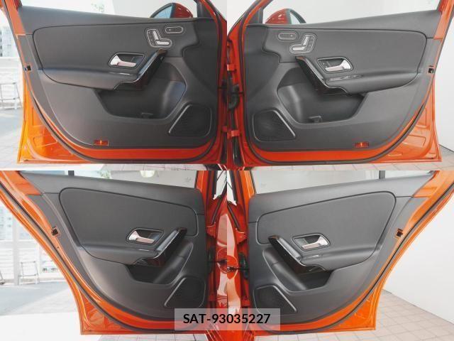 Mercedes Benz A-CLASS 2019-04 8315343-4