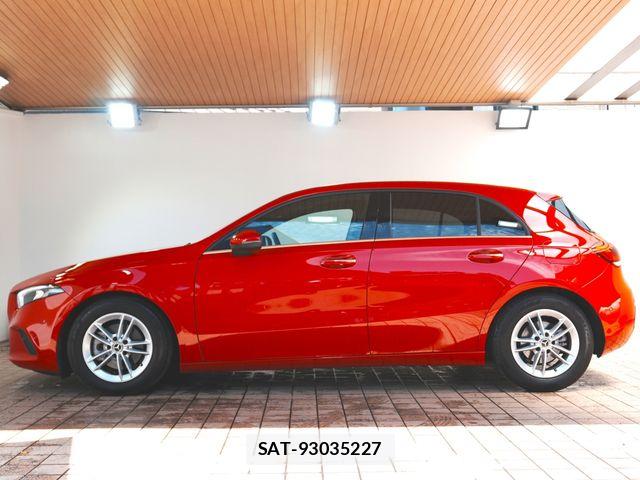 Mercedes Benz A-CLASS 2019-04 8315343-7