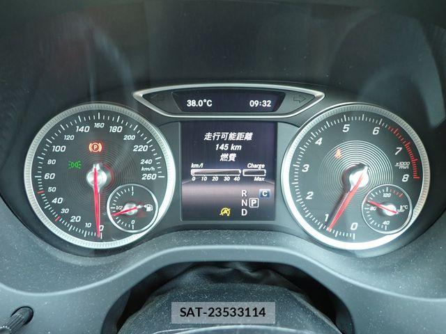 Mercedes Benz A-CLASS 2018-05 8336698-9
