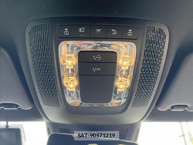 Mercedes Benz A-CLASS 2022-05 8336696-21