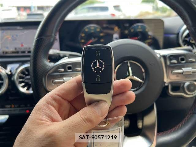 Mercedes Benz A-CLASS 2022-05 8336696-24