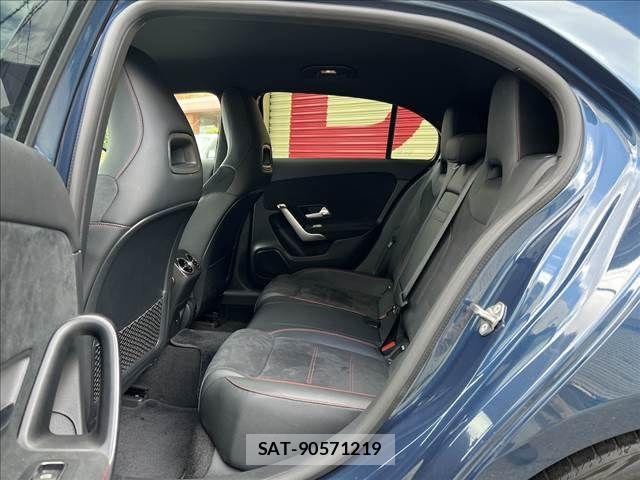 Mercedes Benz A-CLASS 2022-05 8336696-8