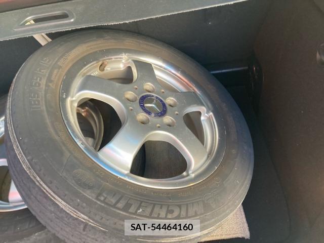 Mercedes Benz A-CLASS 2009-05 8354908-12