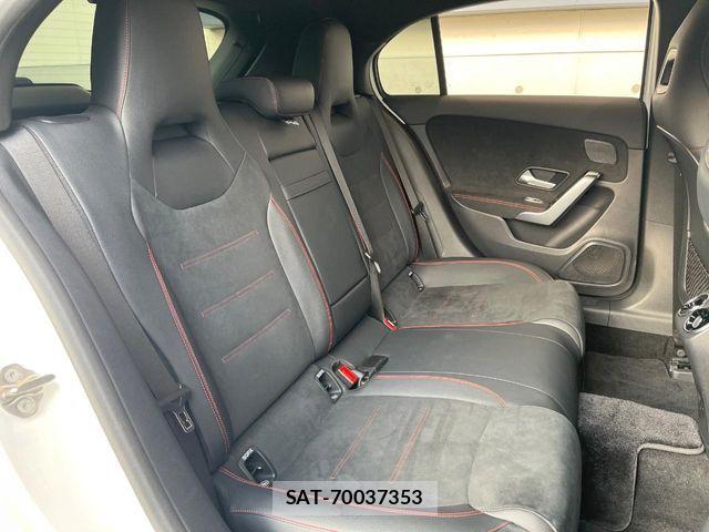 Mercedes Benz A-CLASS 2023-09 8354904-9