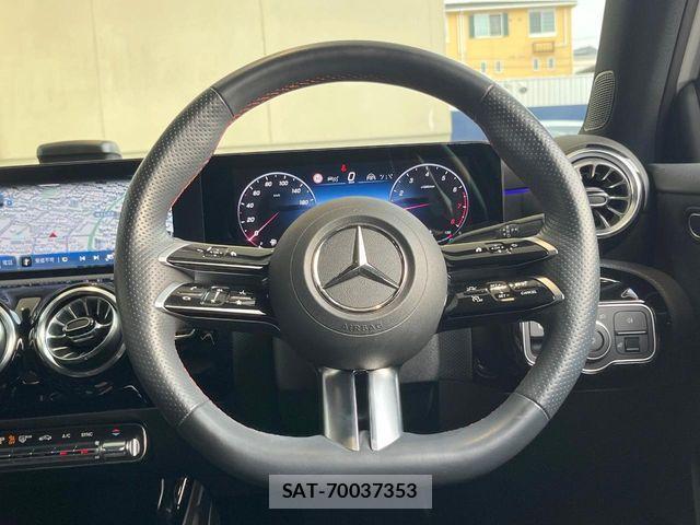 Mercedes Benz A-CLASS 2023-09 8354904-10
