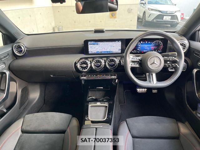 Mercedes Benz A-CLASS 2023-09 8354904-1