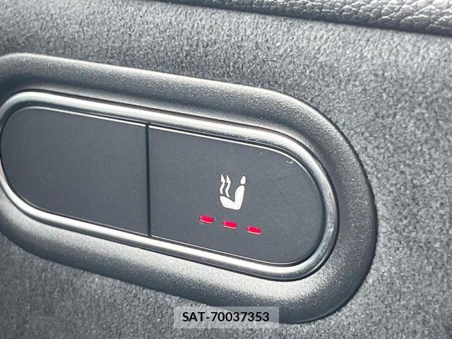 Mercedes Benz A-CLASS 2023-09 8354904-7
