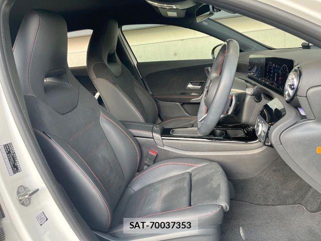 Mercedes Benz A-CLASS 2023-09 8354904-8