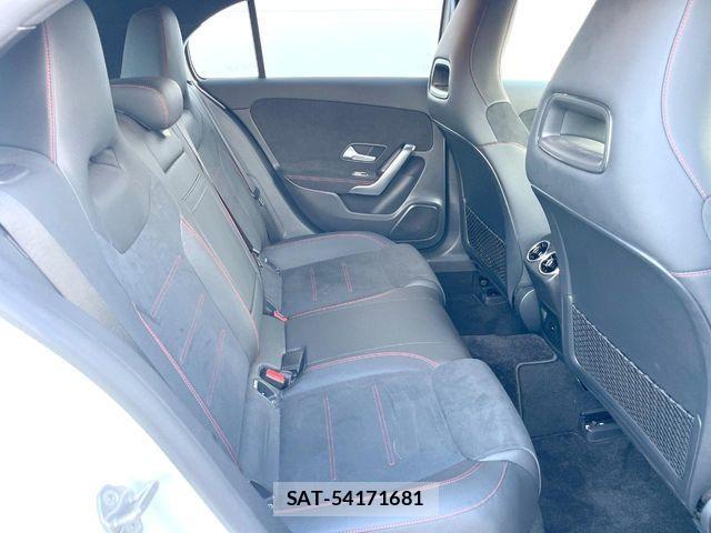 Mercedes Benz A-CLASS 2022-09 8366899-9