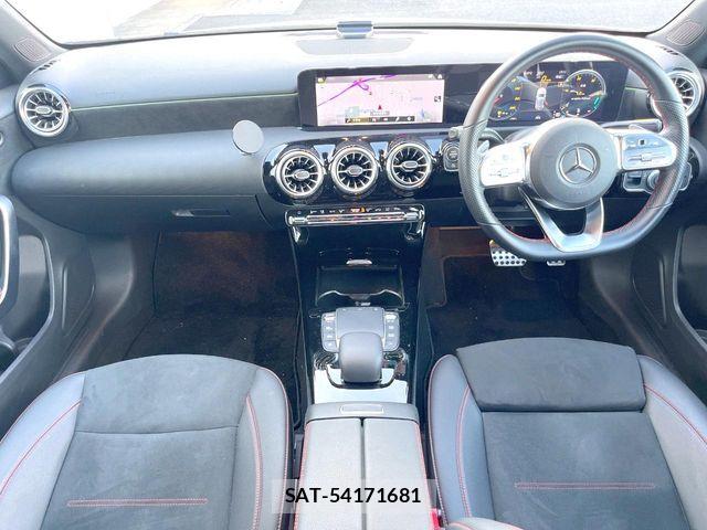 Mercedes Benz A-CLASS 2022-09 8366899-1