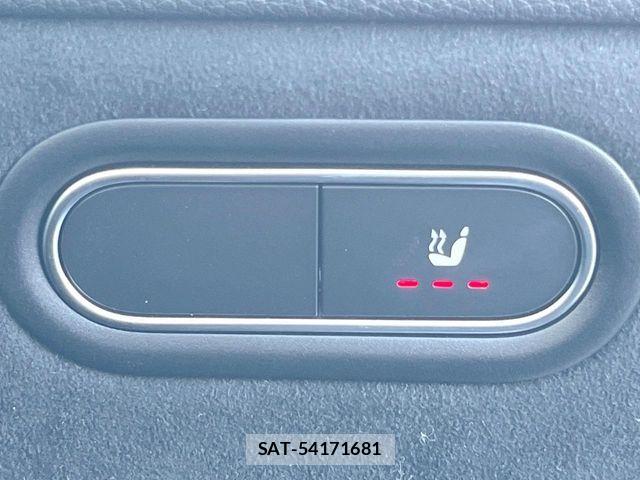 Mercedes Benz A-CLASS 2022-09 8366899-5