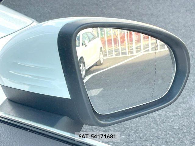 Mercedes Benz A-CLASS 2022-09 8366899-6