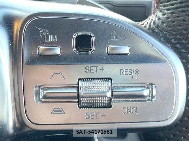 Mercedes Benz A-CLASS 2022-09 8366899-7