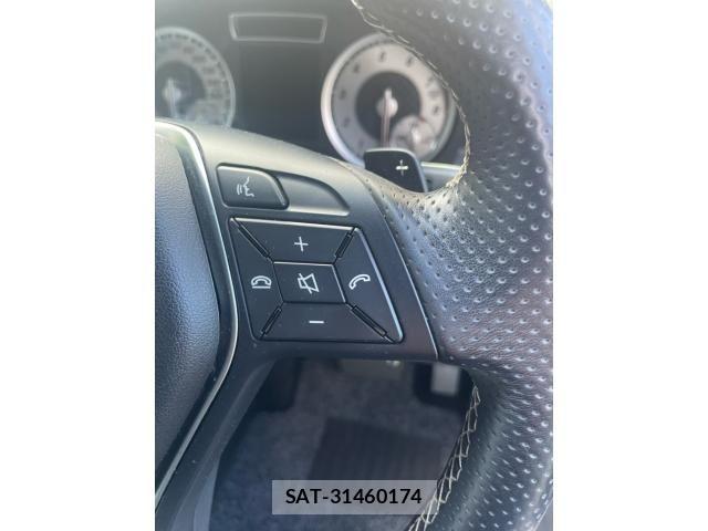 Mercedes Benz A-CLASS 2013-10 8366905-13