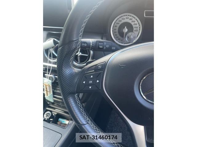 Mercedes Benz A-CLASS 2013-10 8366905-14