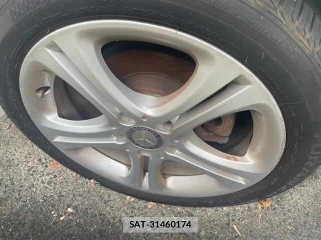 Mercedes Benz A-CLASS 2013-10 8366905-18