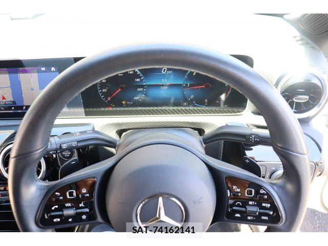 Mercedes Benz A-CLASS 2020-01 8366903-12