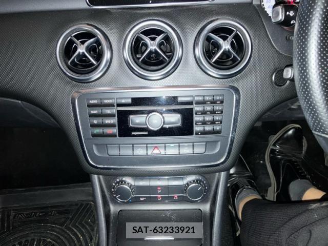 Mercedes Benz A-CLASS 2013-04 8366904-15