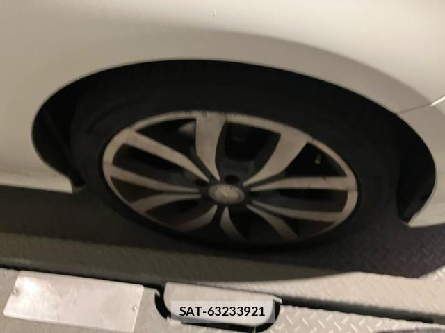 Mercedes Benz A-CLASS 2013-04 8366904-3