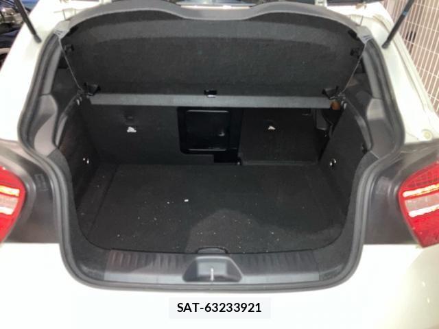 Mercedes Benz A-CLASS 2013-04 8366904-8