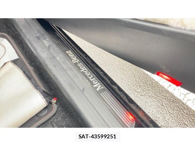 Mercedes Benz A-CLASS 2014-04 8366902-25