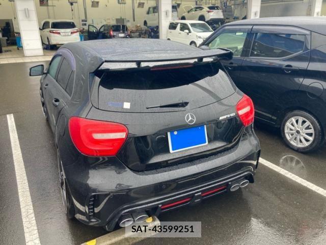 Mercedes Benz A-CLASS 2014-04 8366902-7