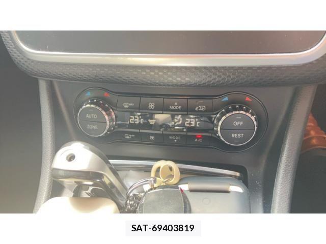 Mercedes Benz A-CLASS 2018-02 8371838-17