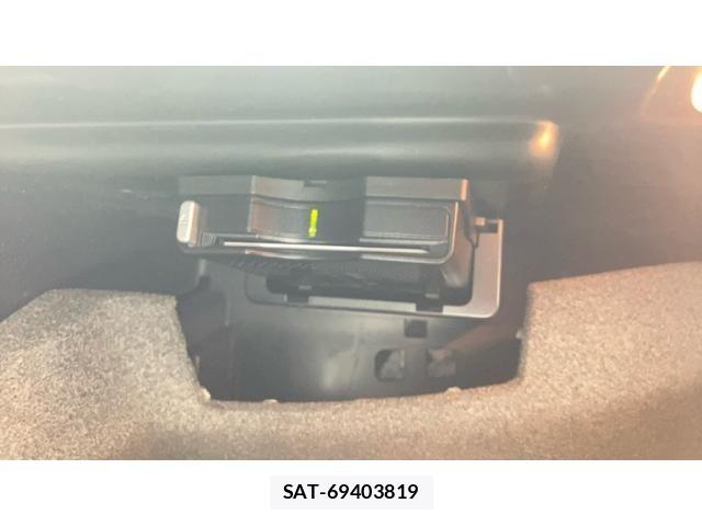 Mercedes Benz A-CLASS 2018-02 8371838-19