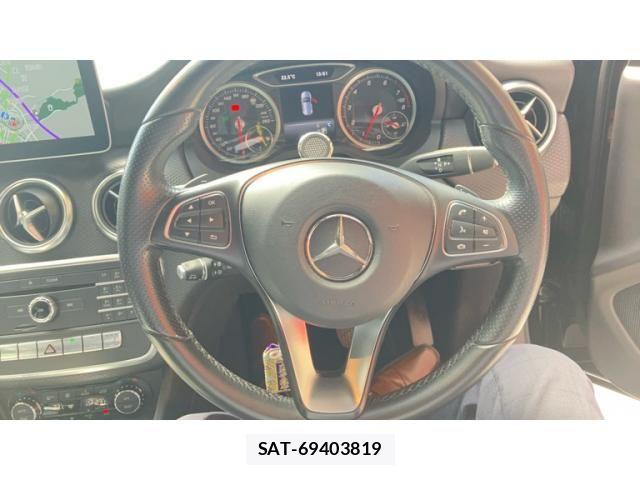 Mercedes Benz A-CLASS 2018-02 8371838-20