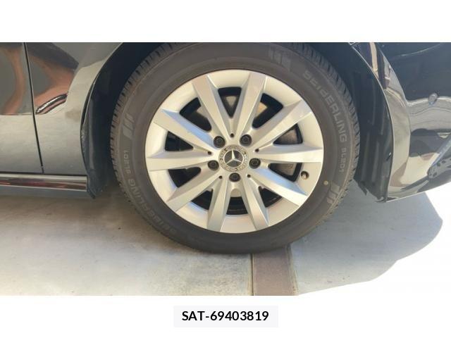 Mercedes Benz A-CLASS 2018-02 8371838-4