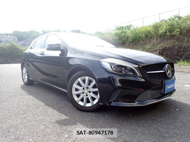 Mercedes Benz A-CLASS 2017-03 8413480-0