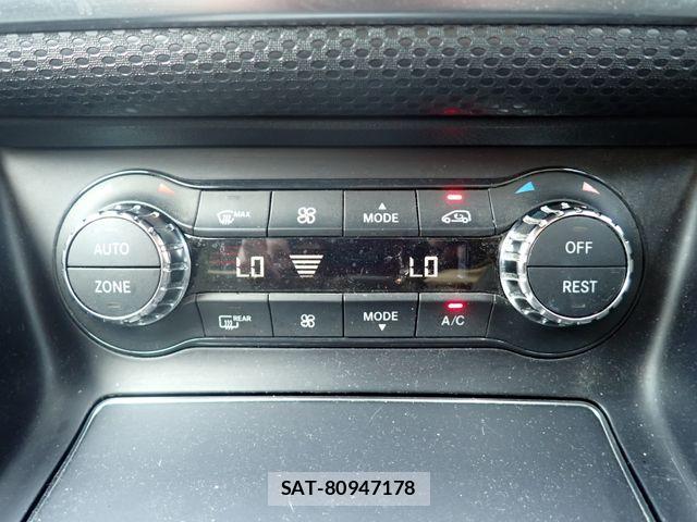 Mercedes Benz A-CLASS 2017-03 8413480-16